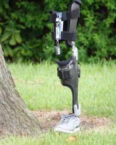 Mechanical vs. Stance-Control KAFOs: What’s the Difference?